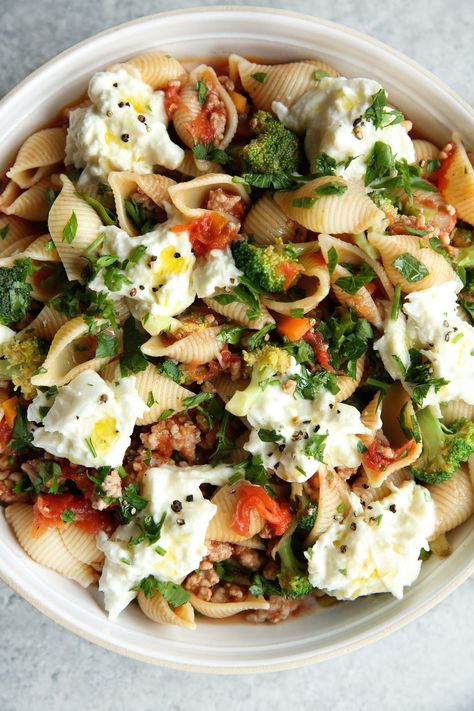 Sausage and Broccoli Ragu with Shells and BurrataDelish Sausage Pasta Recipes Easy, Sausage And Broccoli, Easy Skillet Dinner, Burrata Recipe, Sausage Ragu, Sausage Pasta Recipes, Shell Yeah, Italian Sausage Recipes, Sweet Italian Sausage