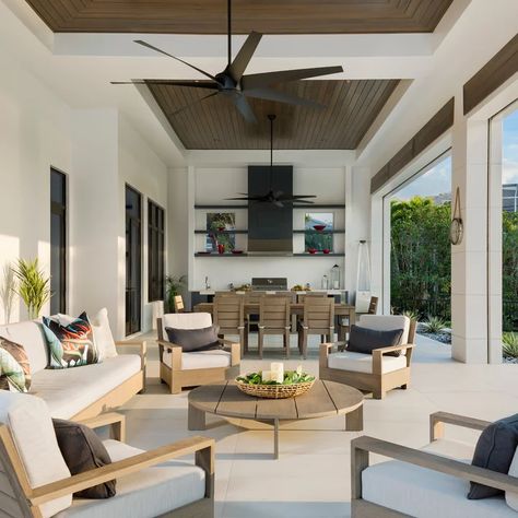 Large Covered Patio Ideas, Lanai Decorating Ideas Florida, Lanai Furniture, Lanai Decorating, Florida Lanai, Lanai Design, Lanai Patio, Contemporary Outdoor Living, Outdoor Styling