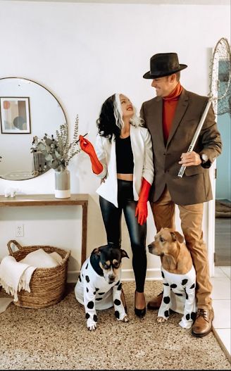 Cruella Dalmation Costume, Woman And Dog Halloween Costumes, Cruella Couple Costume, Dalmation Costume Diy, Couple Costume Disney, Cruella And Dalmation Costume, Couples Customes Halloween, 101 Dalmations Costume Family, Cruella Halloween Costumes