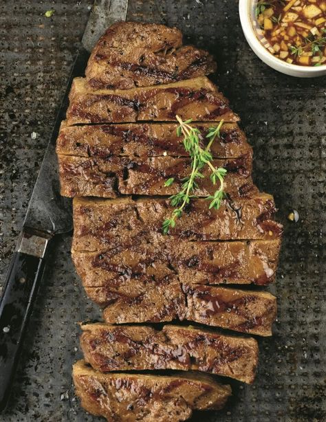 Vegan Steak Recipe, Seitan Steak, Steak And Mushroom Pie, Vegan Seitan, Seitan Recipes, Vegan Steak, Ny Strip Steak, Vegan Meat, Steak And Mushrooms