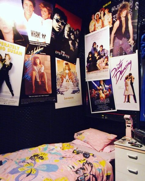 What 80s/90s kid didn't have posters all over their bedroom walls growing up?  #poster #posters #movieposter #movieposters #bandposter #bandposters #1980s #1990s #the90s #the80s #80s #90s #eighties #nineties #80stv #90tv #80smovies #90smovies #80sband #80sbands #90sband #90sbands #80skid #90skid #80skids #90skids #vintage #retro #nostalgia #neonbasement Bedroom 80s, Posters On Wall, 90s Bedroom, 80s Bedroom Aesthetic, 80s Poster, 80s Room, Aesthetic 80s, 80s Bedroom, Posters On Wall Bedroom