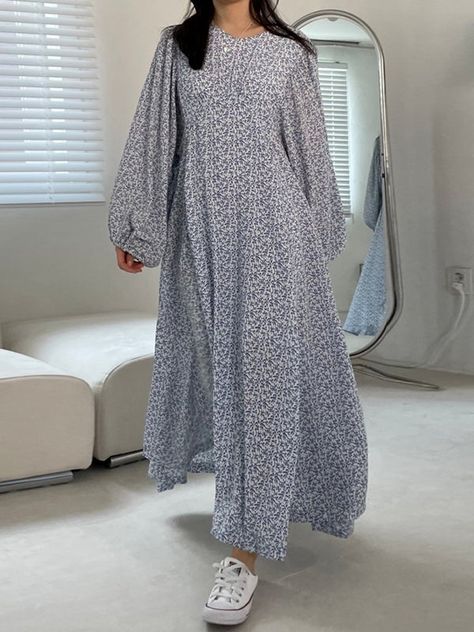 Rok Outfit, Modest Fashion Hijab, Fashion Top Outfits, Hijabi Fashion Casual, Modest Dresses Casual, Modesty Fashion, Hijabi Outfits Casual, Lantern Sleeve Dress, Muslim Outfits