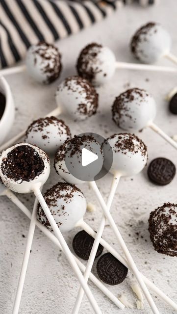 Karli | Family Food Blogger on Instagram: "You won’t believe how cheap and EASY it is to make these at home! 💕

Here’s how to get the full recipe, FAQs and more👇🏻
•search ‘Starbucks’ using the link in my bio
•join my ‘baking besties’ broadcast channel

#starbies #starbucks #cakepops #easydessert #valentines #valentines #cake #cakeballs #copycat #bakingathome #love #loveday #valentinedessert #cookiesandcream" Cheap Easy Bake Sale Ideas, Tea Party Cake Pops, Cake Pops Recipe Video, Baking Besties, Starbucks Cookies, Cake Pop Recipe Easy, Valentines Cake, Ladies Tea, Cookies And Cream Cake