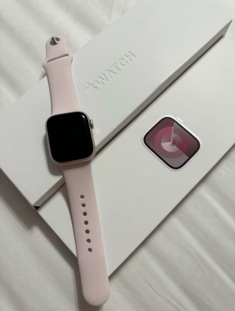 Pink Apple Watch Aesthetic, Apple Watch Pink, Apple Watch Aesthetic, Pink Apple Watch, Manifesting Vision Board, Airpods Apple, Apple Watch Se, Iphone Obsession, Pink Watch