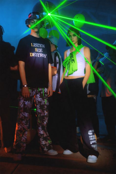 Rave Culture Fashion, Underground Rave Aesthetic, 90s Rave Aesthetic, Warehouse Rave, 90s Rave Fashion, Rave Photography, Midnight Studios, Acid House Rave, Rave 90s