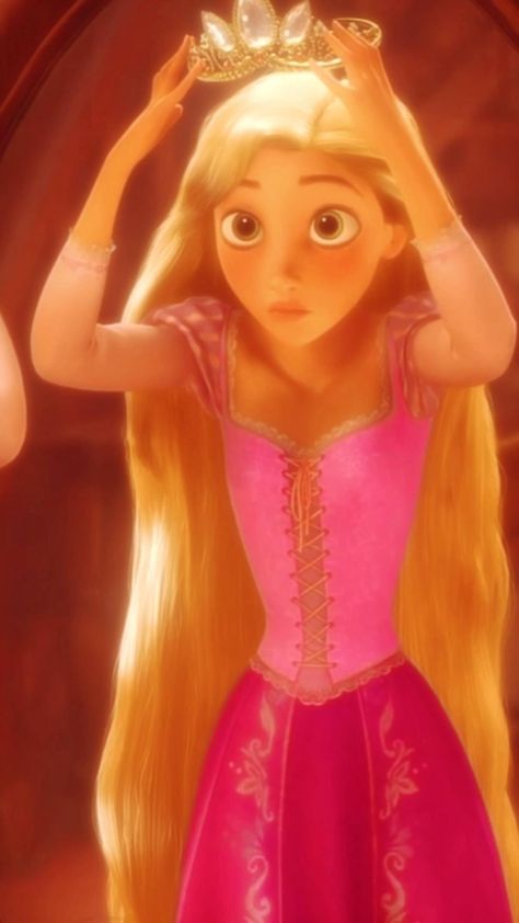 Disney Princess Gif, Picture Animation, Long Hair Princess, Disney Princess Facts, Princess Videos, Disney Princess Aurora, Rapunzel Hair, Disney Channel Stars, Disney Princess Party