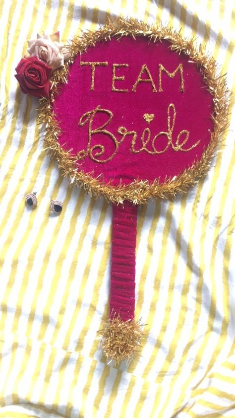 Wedding Props Ideas Diy, Gifts For Indian Bride, Diy Wedding Props, Shadi Props, Desi Wedding Ideas, Wedding Props Ideas, Mehndi Props, Shadi Preparation, Dholki Ideas