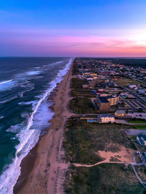 14 BEST Outer Banks Beaches to Relax On - Lost In The Carolinas Outer Banks South Carolina, Outer Banks Nc Aesthetic, Outer Banks North Carolina Aesthetic, Outer Banks Place, North Carolina Outer Banks, North Carolina Beaches, Outer Banks Beach, Ocracoke Island, Outer Banks North Carolina