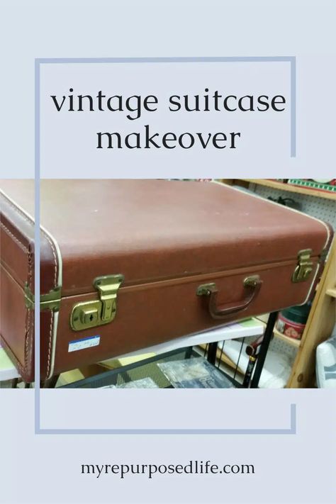 Sewing Machine Video, Suitcase Upcycle, Suitcase Makeover, Decoupage Suitcase, Painted Suitcase, Cardboard Suitcase, Suitcase Decor, Recycled Diy, Suitcase Vintage