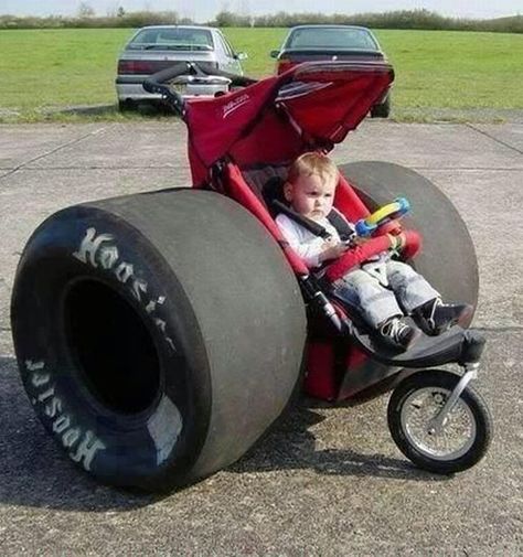 Funny Pictures: 18 More Random & Strange - Team Jimmy Joe Racing Baby, Hey Bro, Car Memes, Cool Baby, Weird Cars, Pedal Cars, Weird Pictures, Car Humor, Drag Racing