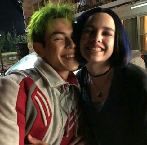 Uk Icon, Conor Leslie, Ryan Potter, Teen Titans Love, Raven Beast Boy, Titans Tv Series, Collage Photos, Teen Titans Fanart, Teen Titan