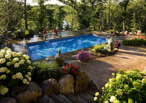 Midwest Backyard Pools - Midwest Home Magazine Diy Landscaping Ideas, Landscaping Around Pool, Swimming Pool Landscaping, Wooded Landscaping, Pool Landscape Design, Backyard Pool Landscaping, Backyard Retreat, Swimming Pools Backyard, Home Landscaping