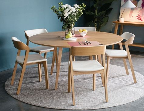 [Sponsored] Copenhagen Solid Oak 155Cm Round Dining Table #largerounddiningtable Scandi Dining Table, Scandi Dining Room, Round Oak Dining Table, Relax House, Modern Round Dining Table, Large Round Dining Table, Small Table And Chairs, Scandinavian Dining Table, Round Dining Table Modern