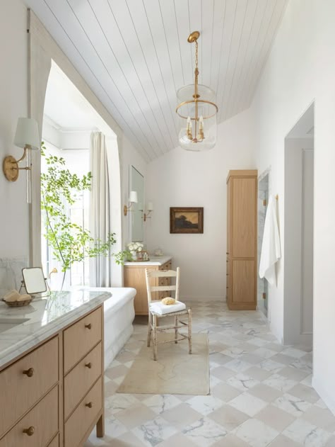 Harlequin Floors, Marie Flanigan Interiors, Beige Bathroom Ideas, Marie Flanigan, Calming Spaces, Beige Bathroom, Primary Bathroom, Primary Bath, Home Luxury