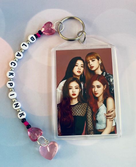 Kpop Keychain, Kids Bead Bracelet, Pink Keychain, Breast Workout, White Tassel, Pink Photo, Kpop Merch, Pretty Photos, Jennie Lisa