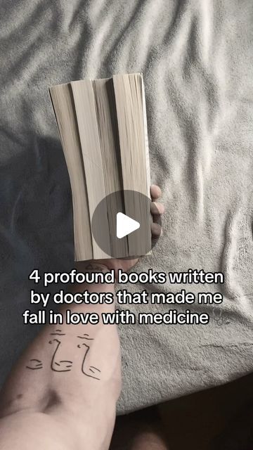 Medical Books To Read, Anatomy Book, Greys Anatomy Book, Medicine Book, Learning Websites, Medical Art, I Fall In Love, Book Recommendations, Anatomy