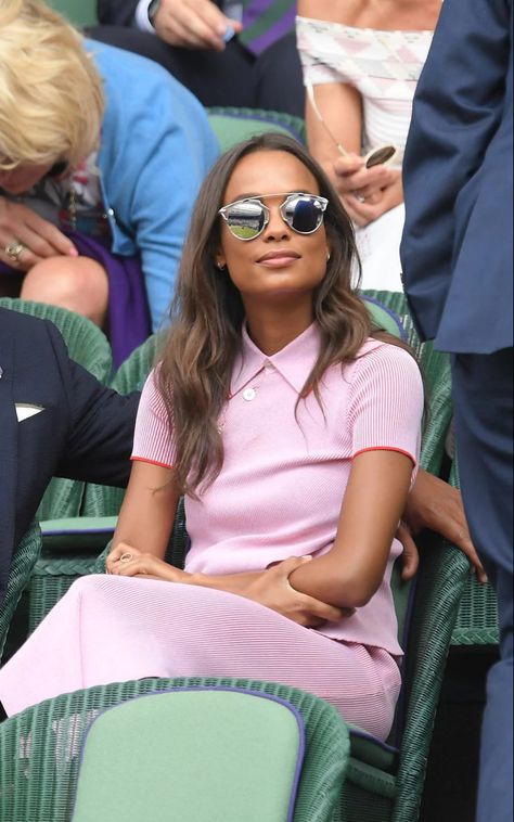 Tennis Event Outfit, Tennis Match Outfit Spectator Women, Tennis Spectator Outfit Style, Tennis Open Outfit Style, Golf Spectator Outfits Women, Us Open Tennis Spectator Outfit, Us Open Outfit Tennis Spectator, Tennis Spectator Outfit, Tennis Tournament Outfit