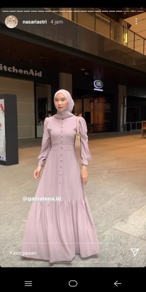 Simple Dress Hijab, Model Gamis Simple, Longdress Hijab, Dress Muslim Modern, Braidsmaid Dresses, Model Gamis, Simple Bridesmaid Dresses, Muslim Fashion Hijab Outfits, Muslimah Dress