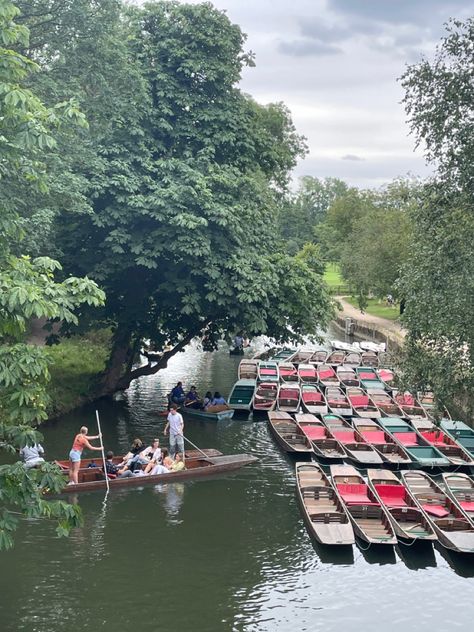 Punting, thames, oxford, university, river University Dorms, Oxford University, Boarding School, 2024 Vision, Geography, Vision Board, Oxford, University, Quick Saves