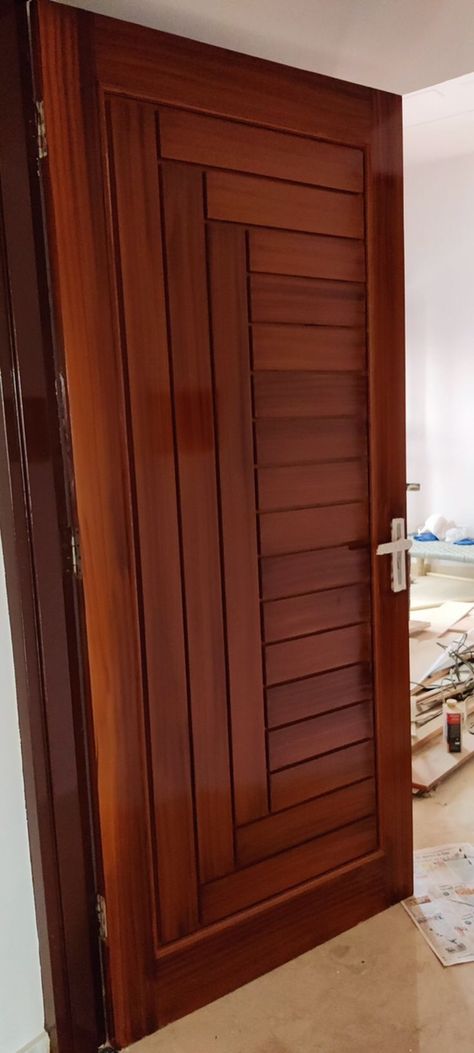 Front Single Door Design Modern, Teak Door Design Modern, Teak Wood Main Door Design Entrance Modern, Single Main Door Design Entrance Modern, Main Door Double Door Designs, Door Design 2023, Teak Wood Main Door Design, Modern Door Design, Single Main Door Designs