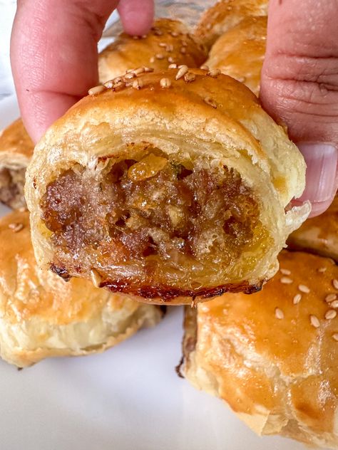 Pork and Apple Sausage Rolls | Traditional Sausage Rolls Pioneer Woman Sausage Rolls, Sausage Rolls Aesthetic, Festive Sausage Rolls, Texas Sausage Kolache, Sausage Rolls With Crescent Rolls, Sausage Puff Pastry, Mini Sausage Rolls, Apple Sausage Recipes, Best Sausage Roll Recipe