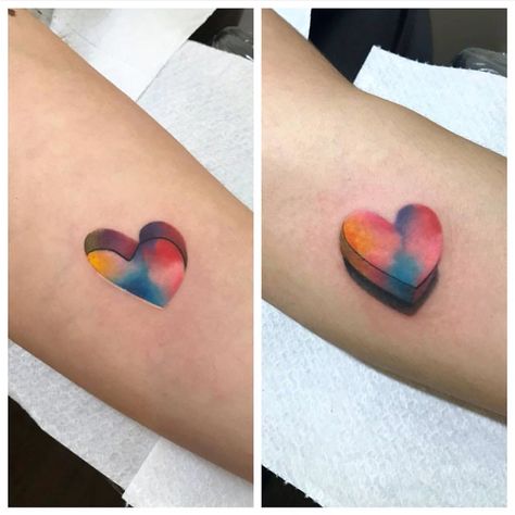 Hearts Puzzle Tattoo, Tree Sleeve Tattoo, Bloom Tattoo, Tatoo 3d, Watercolor Tattoo Ideas, Puzzle Tattoos, Heart Watercolor, Perugia Italy, Model Tattoo