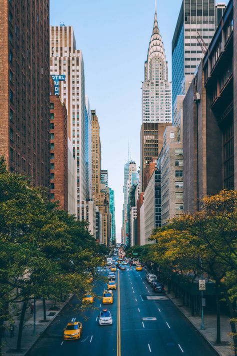 Photographie New York, New York City Buildings, New York Wallpaper, New York City Photos, Visit New York City, Tall Buildings, Paris Pictures, City Landscape, City Street