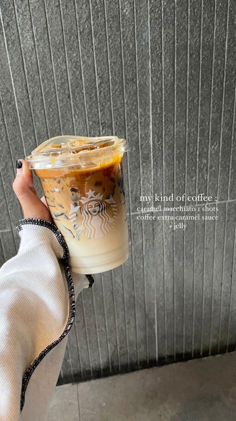 Starbucks Quotes, Coffee Captions Instagram, Mocha Cookies, Food Captions, Starbucks Menu, Coffee Board, Starbucks Card, How To Order Starbucks, Starbucks Lovers