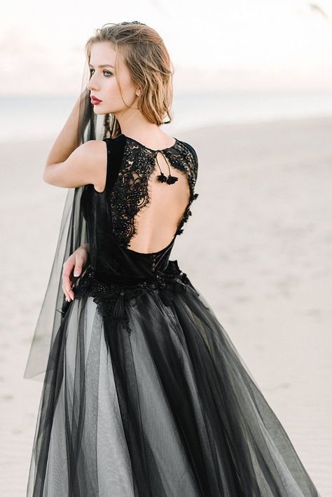 Witchy Wedding, Gothic Bride, Black Wedding Dress, Black Ball Gown, Hijab Wedding, Gothic Wedding Dress, Luxurious Dresses, Dark Wedding, Black Bridal