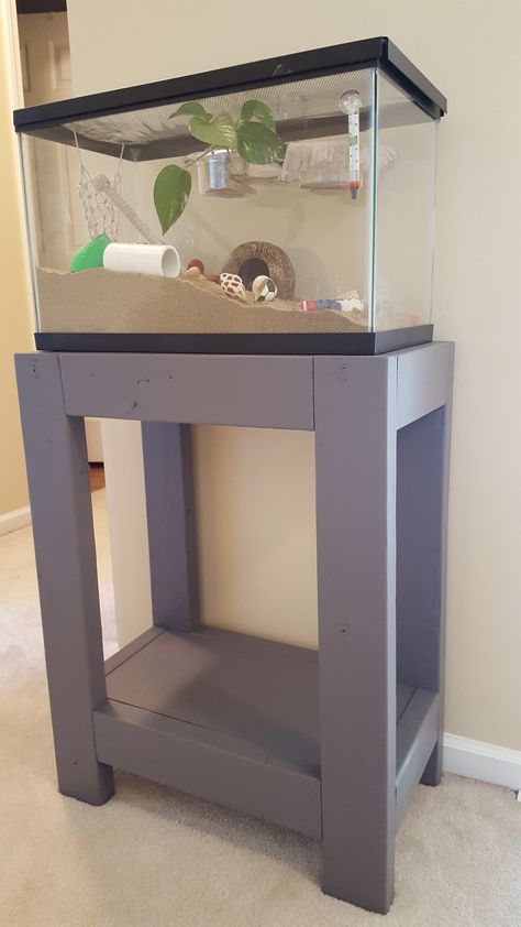 10 Gallon Aquarium Stand - DIY Diy Fish Tank Stand 10 Gallon, Fishtank Stands, 10 Gallon Fish Tank Stand, Fish Tank Stand Ideas Diy, Aquarium Stand Diy, Diy Fish Tank Stand, Terrarium Diy Kids, Aquarium Stand Ideas, 20 Gallon Aquarium Stand