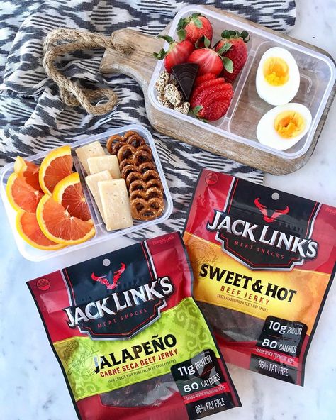 Healthy & Easy Meal Ideas on Instagram: “A His vs. Hers Snackdown! 💙💪🏻💗 Ya'll know I take my snacks very seriously - I'm always prepared with emergency purse snacks for moments…” Purse Snacks, Always Prepared, Easy Meal Ideas, Eat Snacks, Meat Snacks, Healthy Easy, Beef Jerky, Fat Free, Meal Ideas