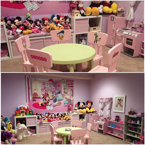 Minnie Mouse playroom. Minnie Mouse Playroom, Girls Toddler Room, Duck Bedroom, Minnie Mouse Room, Minnie Mouse Room Decor, Minnie Mouse Nursery, Minnie Mouse And Daisy Duck, Minnie Mouse Bedroom, Glitter Room