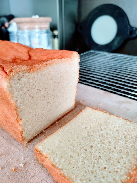 This is a picture of red lentil bread that is light in texture. It is vegan, gluten free, and doesn't require any psyllium husks. Lentil Bread Gluten Free, Lentil Bread Recipe, Easy Breads, Lentil Bread, Glutenfree Bread, Red Lentil Recipes, Gluten Free Vegan Bread, Savory Baking, Cookie Baskets