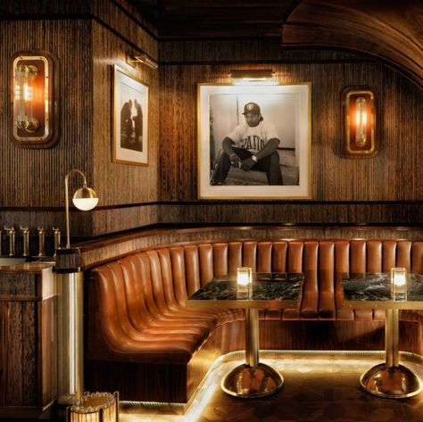 Midcentury bar ideas – Born and Raised rooftop is a show stopping – Restaurant Interior Design Booth Seating Design, Banquette Seating Restaurant, Restaurant Booth Seating, Speakeasy Decor, Midcentury Bar, Restaurant Booth, Architecture Restaurant, Pub Interior, Pub Design