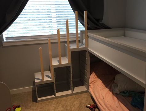 Kura Bunk Bed Hack for Two Toddlers - IKEA Hackers Ikea Bunk Bed Hack, Ikea Kids Bed, Bunk Bed Hacks, Kura Bed Hack, Ikea Bunk Bed, Trofast Ikea, Cama Ikea, Toddler Bunk Beds, Ikea Kura Bed