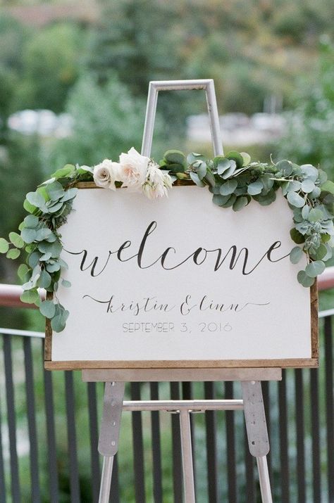 Elegant wedding welcome sign with greenery garland  {Tamara Gruner Photography} Rustic Wedding Decorations, Wedding Themes Summer, Wedding Welcome Signs, Wedding Guide, Wedding Signage, Greenery Wedding, Diy Wedding Decorations, Romantic Weddings, Wedding Welcome