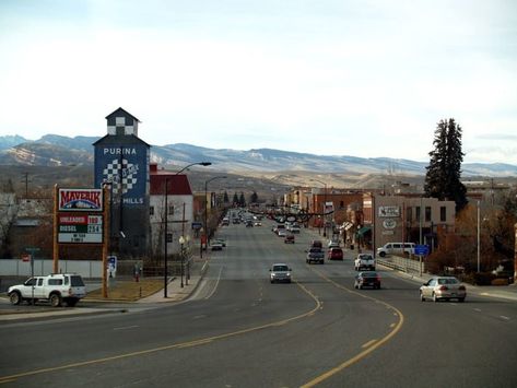 Moving To Wyoming, Living In Wyoming, Wyoming Living, Wyoming Aesthetic, Lander Wyoming, Montana Living, Wyoming Vacation, Old West Town, Life Plans