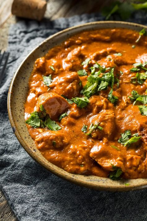 Healthy Butter Chicken (Low Calorie) - Lose Weight By Eating Healthy Butter Chicken, Healthy Butter Chicken Recipe, Healthy Butter, Low Cal Dinner, Butter Chicken Sauce, Low Calorie Chicken, Weekly Dinner, Healthy Low Calorie Meals, Low Calorie Dinners