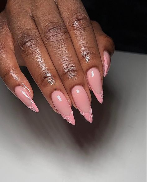 Girly Maintenance, Nails Board, Classy Almond Nails, Acrylic Nails Nude, Dubai Outfits, Pink Gel Nails, Airbrush Nails, Her Nails, Work Nails