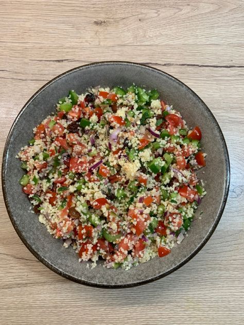 Couscous Salad Aesthetic, Cuscus Salad, Meal Aesthetic, Salad Aesthetic, Green Aesthetics, Couscous Salad, Couscous, Good Eats, My Pictures