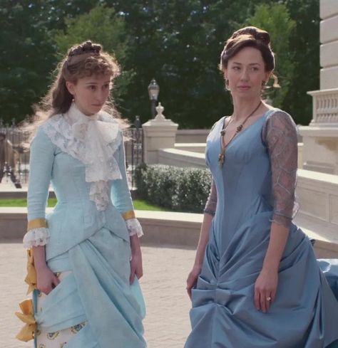 The Gilded Age (2022) – Recap Episodes 4, 5, & 6 – Frock Flicks 1880s Dress, Gilded Age Fashion, 2022 Recap, Julian Fellowes, 1880s Fashion, The Gilded Age, 19th Century Fashion, Green Gown, Princesa Disney