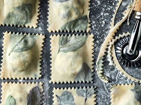 Basil Three-Cheese Ravioli with No-Cook Fresh Tomato Sauce Recipe - Paige Grandjean, Liz Mervosh Fresh Tomato Sauce Recipe, Homemade Pasta Dough, Resep Pasta, Fresh Tomato Sauce, Cheese Ravioli, Pasta Fatta In Casa, Tomato Mozzarella, Homemade Dough, Tomato Sauce Recipe