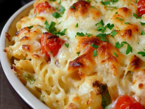 Continental Dishes: 8 Best Continental Food Recipes Continental Food Recipes, Chicken Spinach Pasta Bake, Continental Food, Spinach Pasta Bake, Chicken Spinach Pasta, Cream Cheese Pasta, Sweet Corn Soup, Punjabi Food, Chicken Spinach