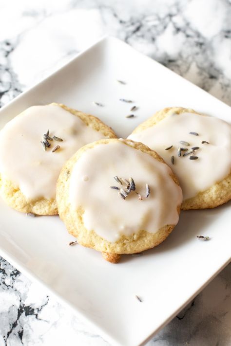 Grandma’s Lavender Cookies Cookies With Icing, Lavender Cookies, Lavender Recipes, Soft Sugar Cookies, Classic Cookies, Cookies Ingredients, Cake Cookies, Sugar Cookies, Cooking And Baking