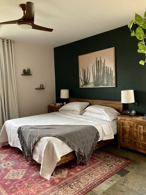 Boho Chic Bedroom Ideas Modern, Spare Bedroom Themes, Colorado Inspired Bedroom, Dark Southwestern Bedroom, Southwest Style Bedroom Ideas, Desert Guest Bedroom, Desert Oasis Bedroom, Desert Bedroom Theme, Dark Western Boho