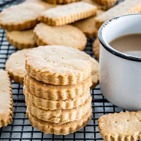 Brown Sugar Shortbread Cookies Recipe, Sugar Shortbread Cookies, Scottish Shortbread Cookies, Shortbread Cookies Recipe, Scottish Shortbread, Shortbread Cookies Christmas, Jo Cooks, Brown Sugar Cookies, Shortbread Cookie Recipe