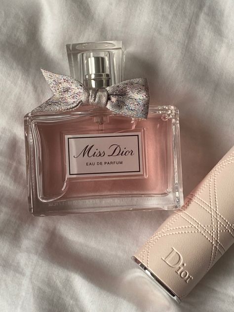 Miss dior • Christian Dior • Perfume • Classy • Perfume Aesthetic Miss Dior Perfume Aesthetic, Dior Perfume Aesthetic, Why To Study, Miss Dior Perfume, Perfume Aesthetic, Miss Dior Blooming Bouquet, Blooming Bouquet, Dior Aesthetic, Dont Forget Me