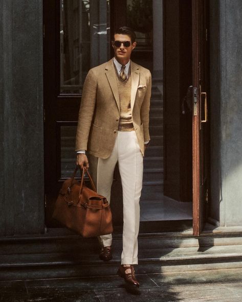 Ralph Lauren Purple Label Spring 2024: Luxury Viewpoint Blackberry Reference, Men Formal Outfit, Ralph Lauren Suits, Classy Suits, Classy Outfits Men, Gents Fashion, Mens Fashion Classic, Mens Casual Dress Outfits, Men Stylish Dress