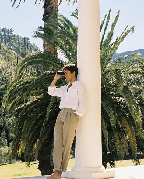 European Aesthetic Outfits Men, Summer In Italy Aesthetic Outfits Men, Italy Aesthetic Outfit Men, Italy Boy Aesthetic, European Boys Aesthetic, Old Money Look Men, Old Money Man Outfit, Old Money Outfits Men Summer, Old Money Summer Outfits Men