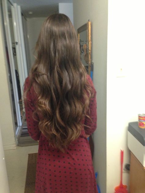 Length Long Hair Hip Length, Long Wavy Brown Hair Aesthetic, Waist Length Hair With Bangs, Hair Waist Length, Very Long Brown Hair, Hip Length Hair, Waist Length Hair, Rapunzel Hair, Really Long Hair